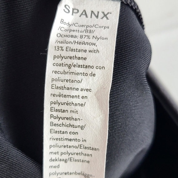 Spanx Faux Leather High Waisted Tummy Control Leggings in Black XS Petite - Picture 9 of 10